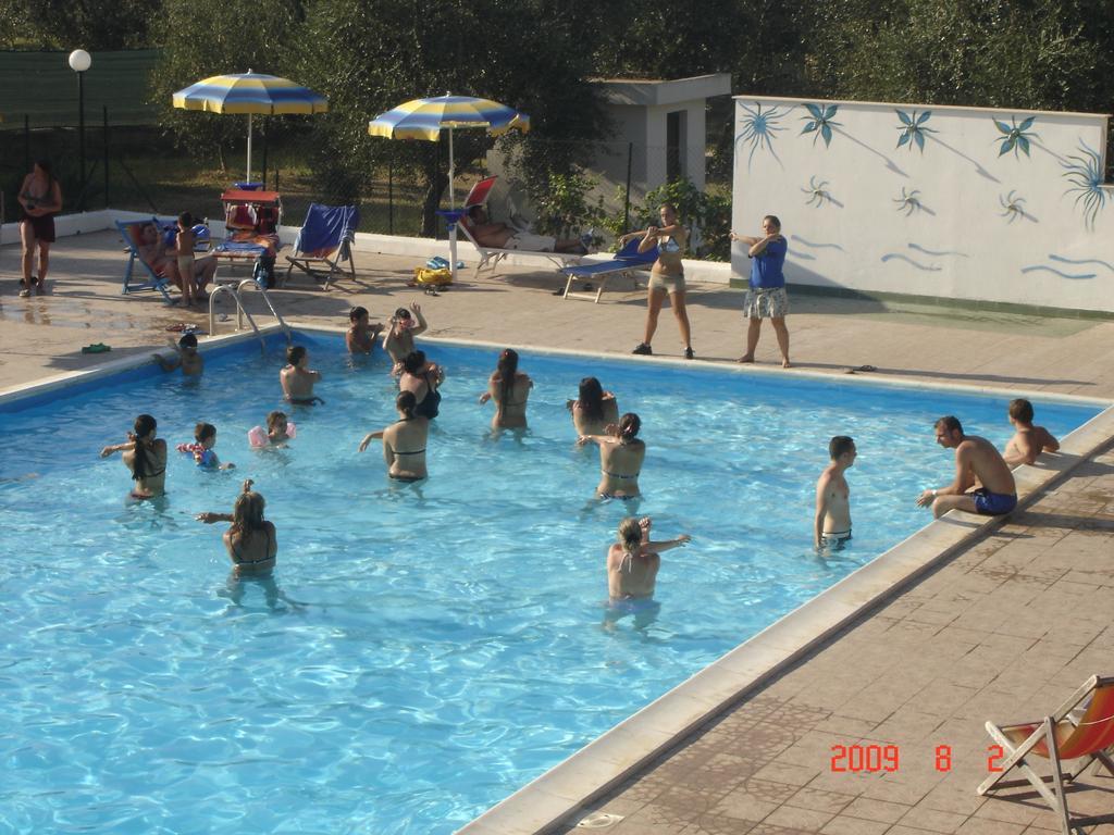 Hotel Funno Delle Noci à Peschici Extérieur photo